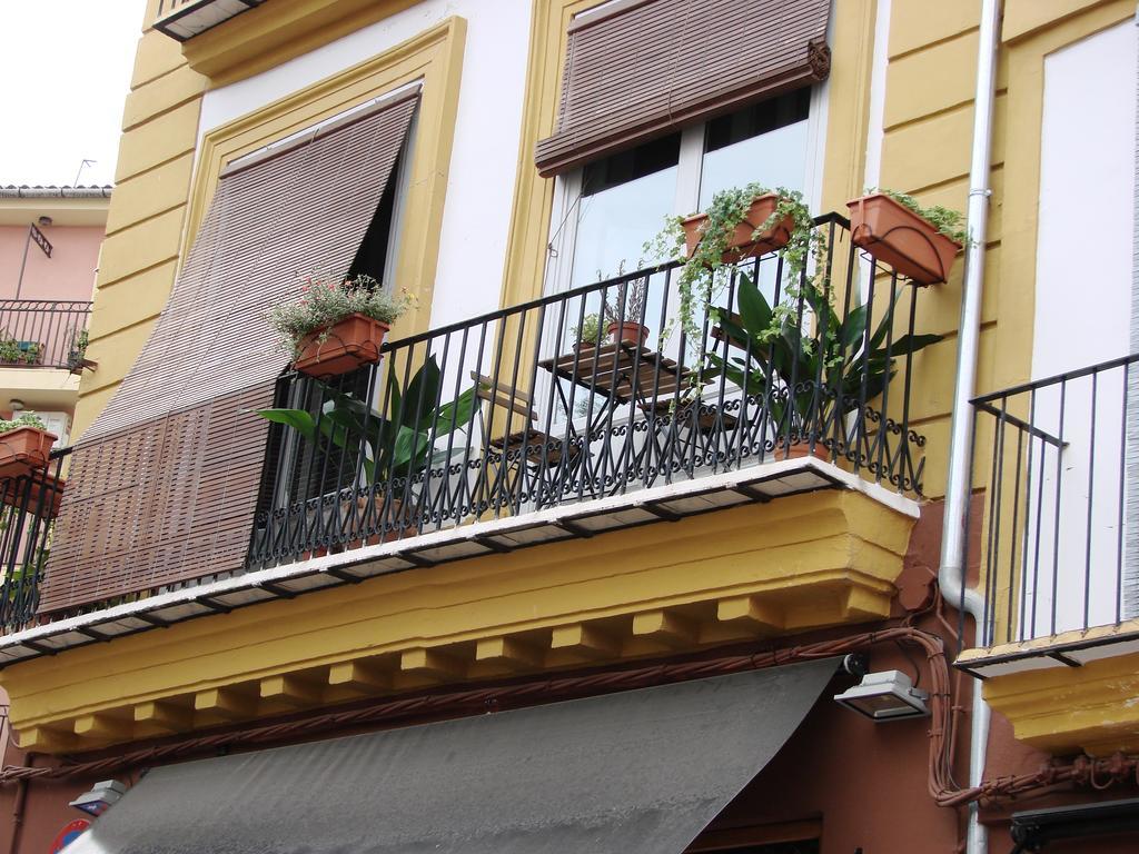 Las Coles Apartasuites Xativa Exterior photo